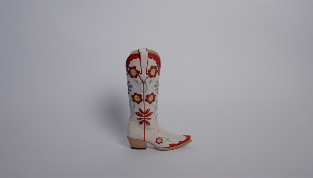 Lainey Wilson Boots